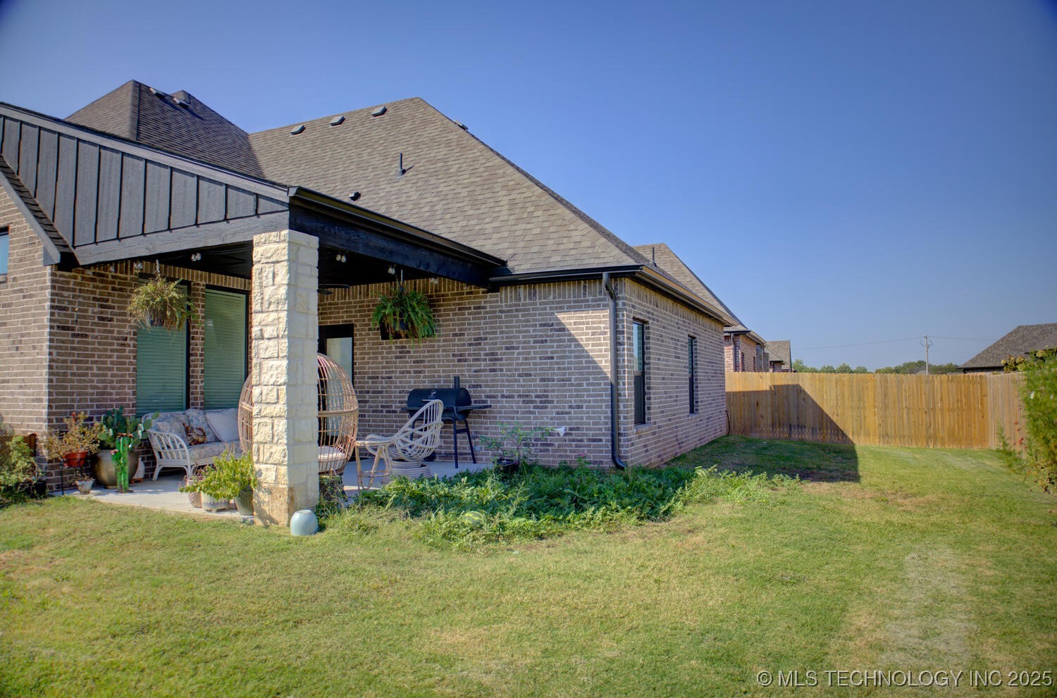 14509 E 80th Street North Property Photo 38