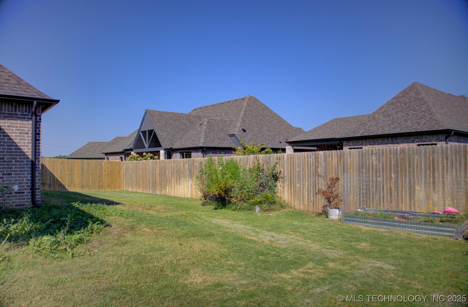 14509 E 80th Street North Property Photo 39