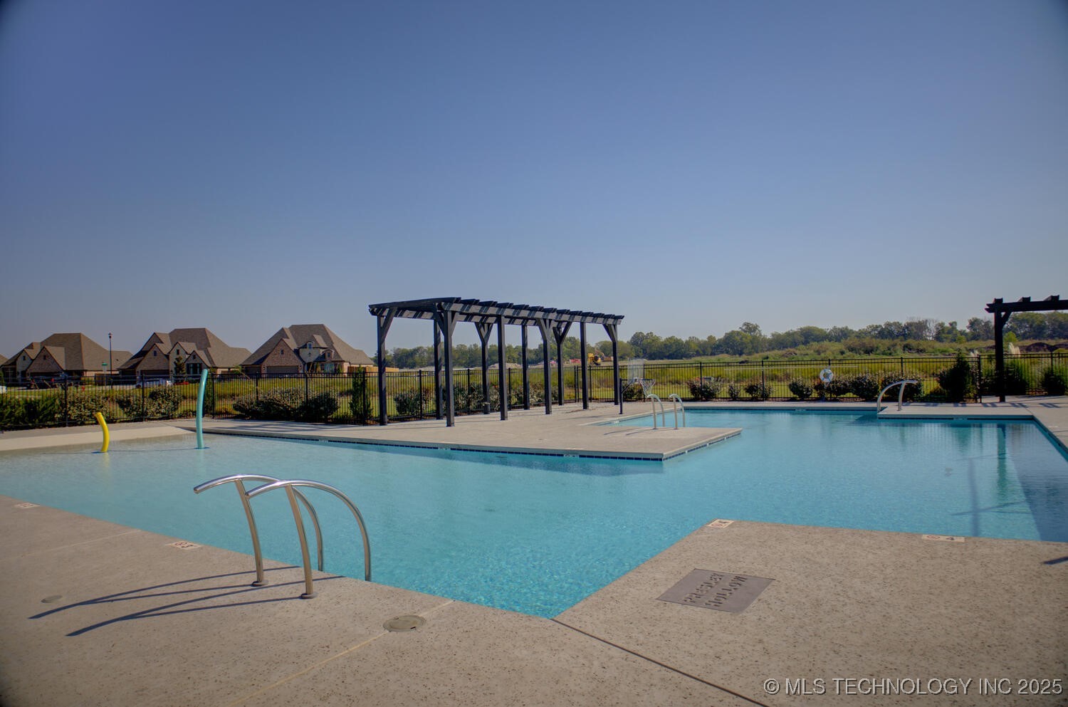 14509 E 80th Street North Property Photo 42