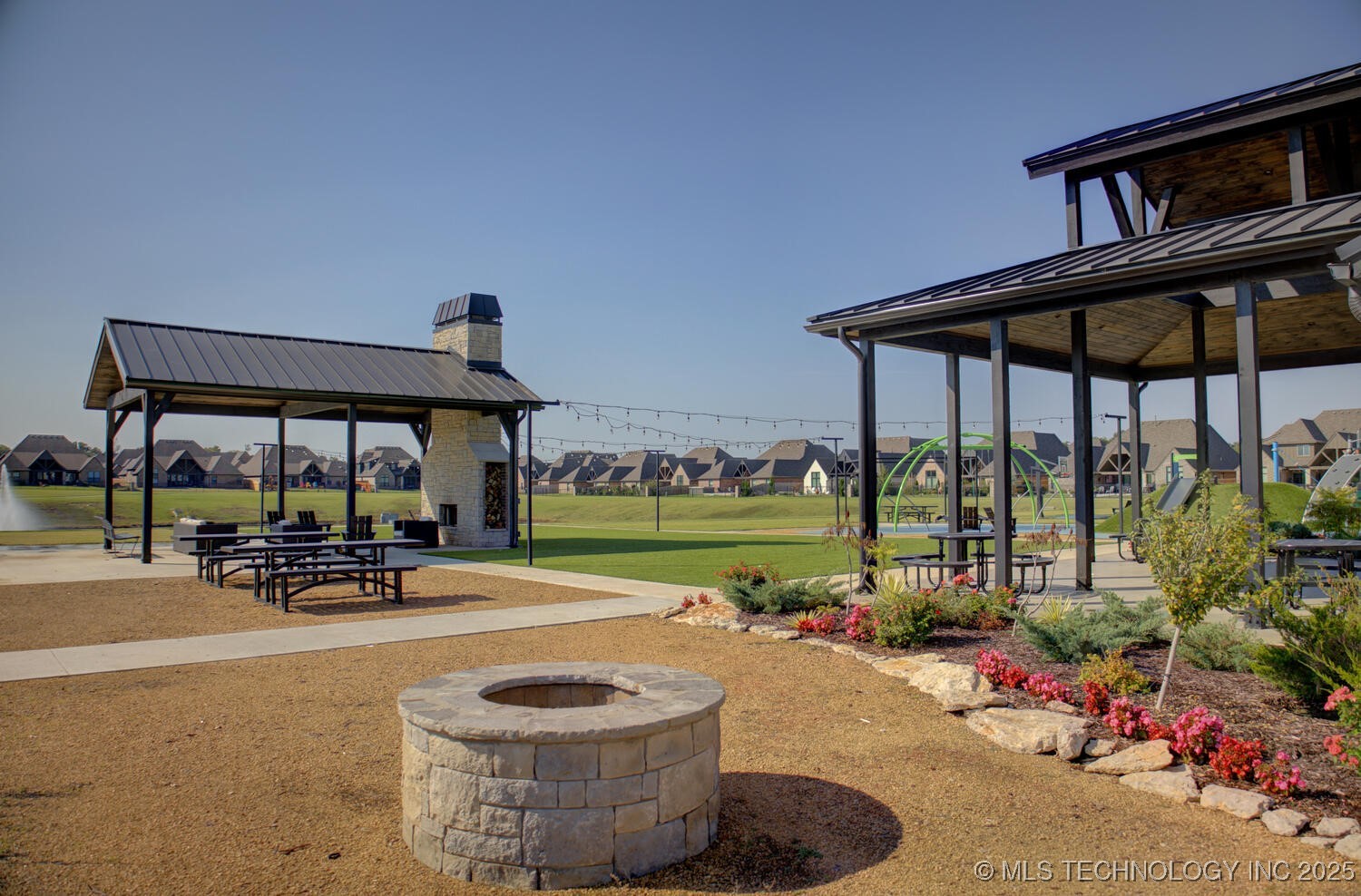 14509 E 80th Street North Property Photo 44