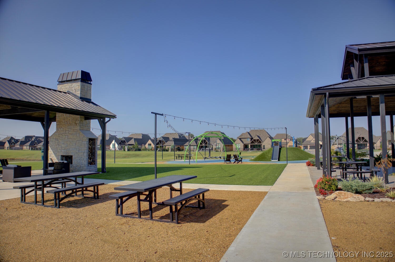 14509 E 80th Street North Property Photo 45