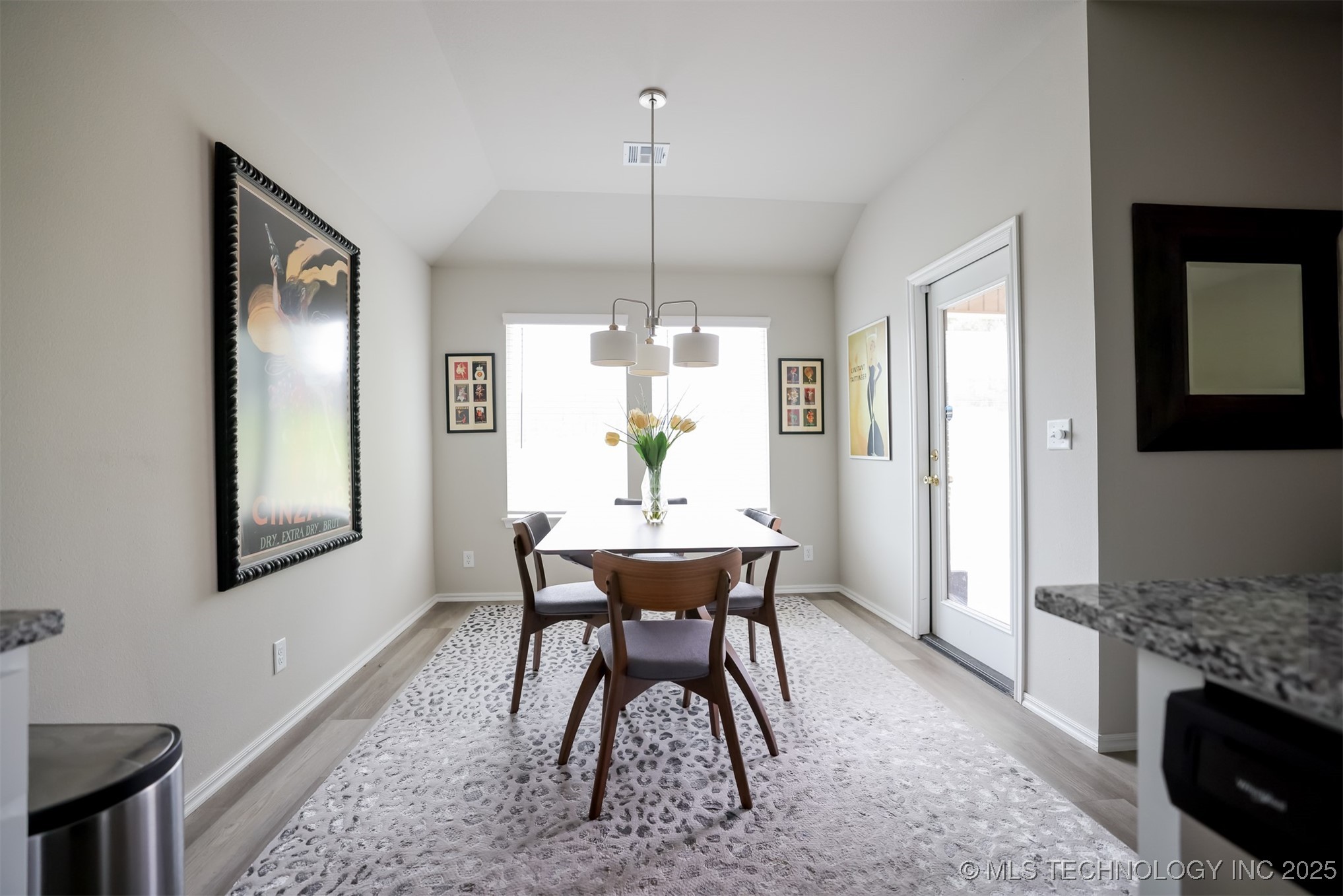 3305 N 24th West Avenue Property Photo 5