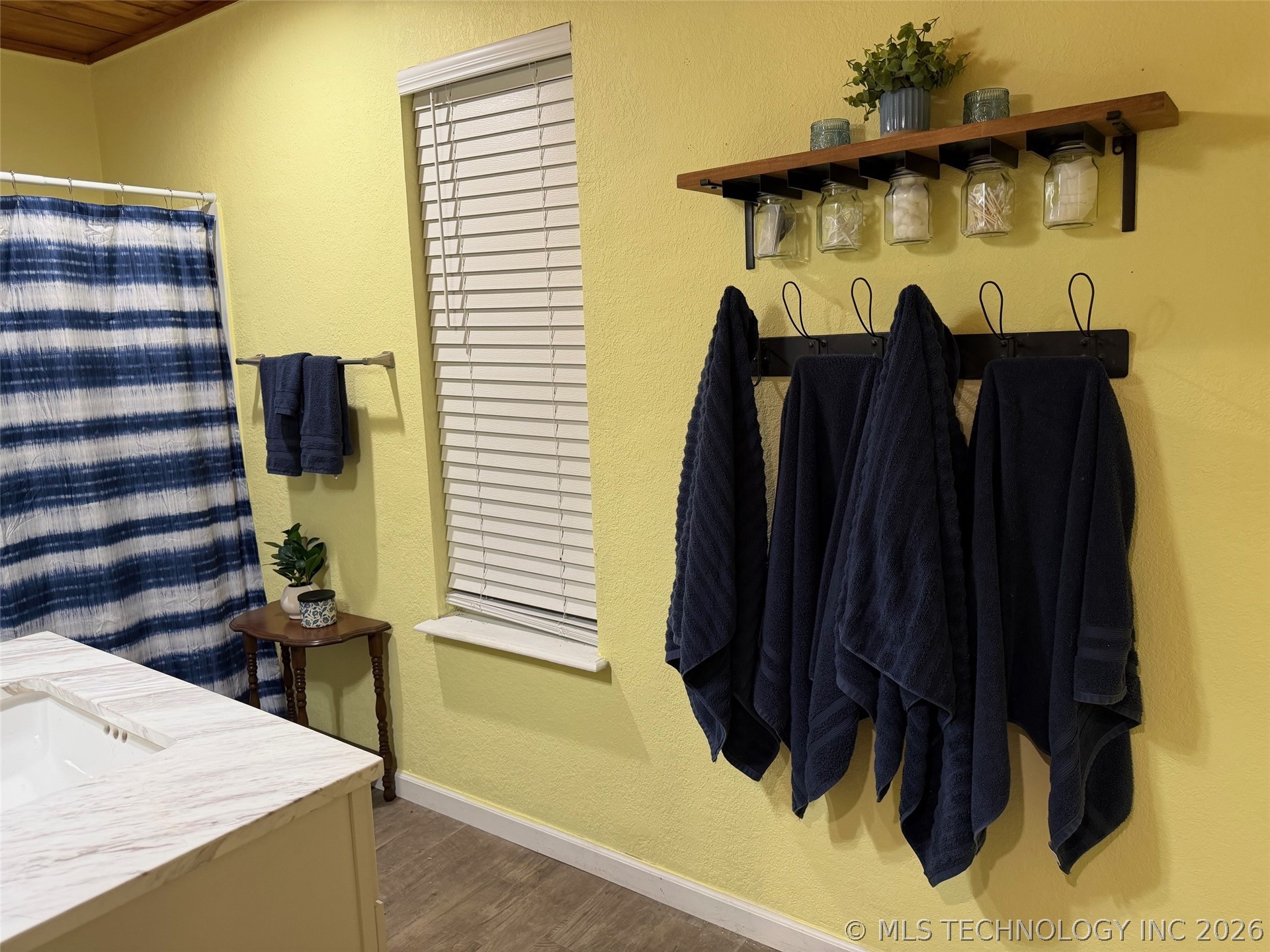 914 Hailey Street Property Photo 9