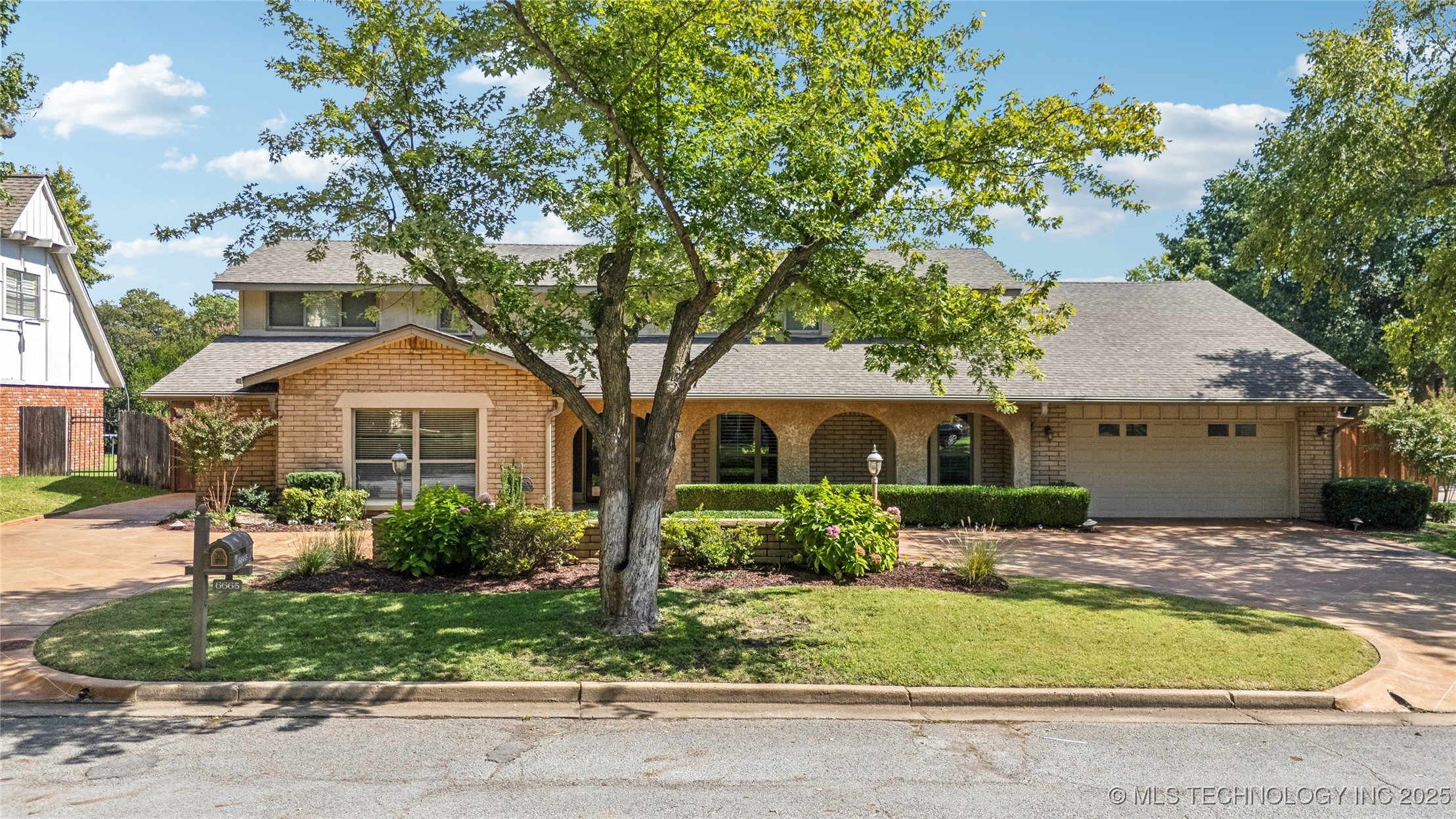 6665 S 76th East Avenue