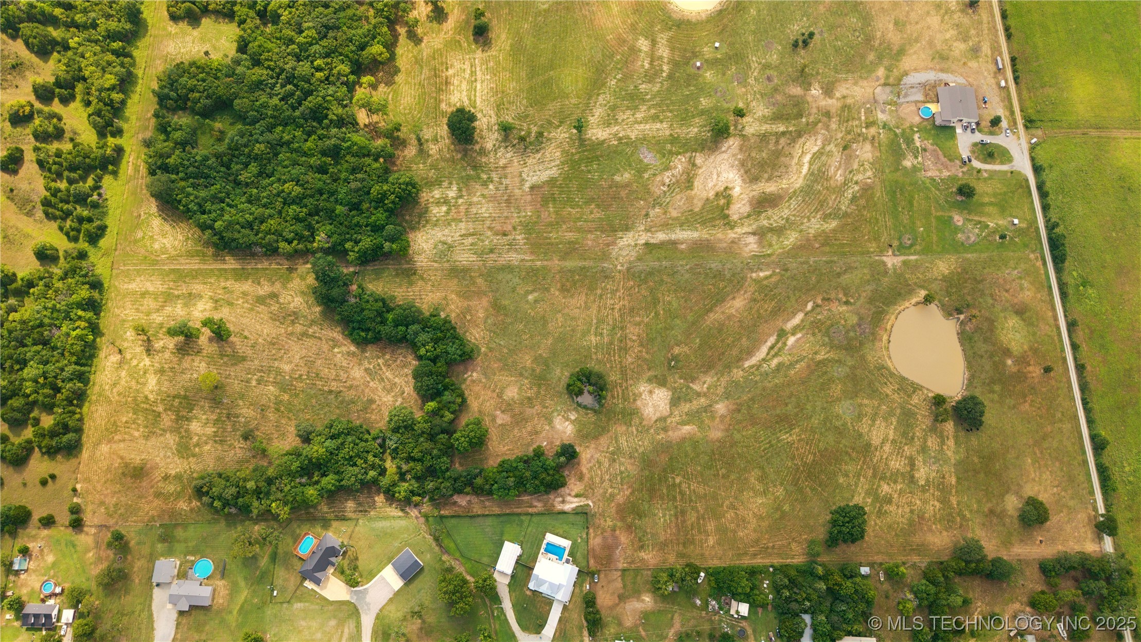 1 Cardell Way Property Photo 1