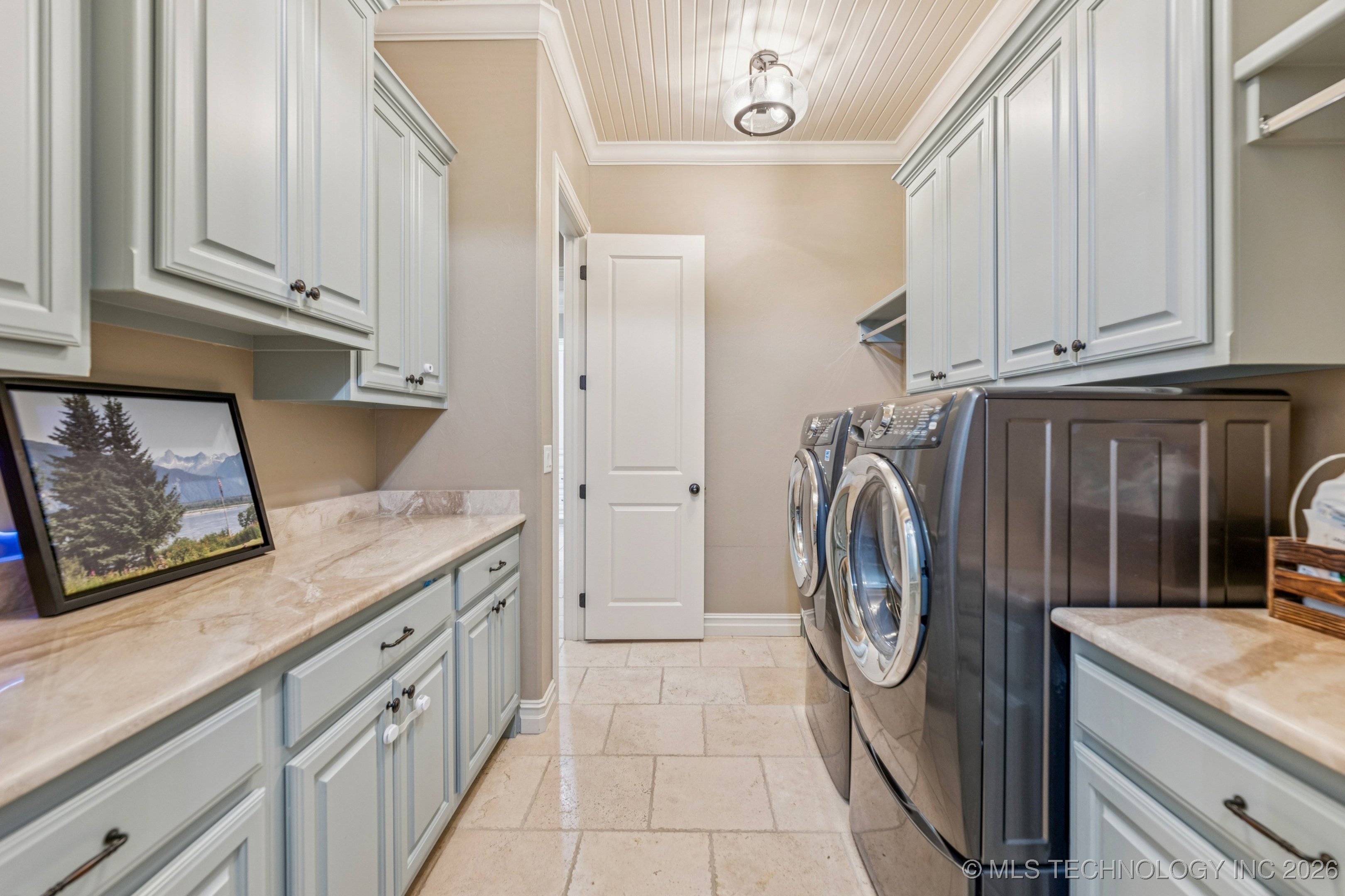 1116 W 108th Place S Property Photo 27