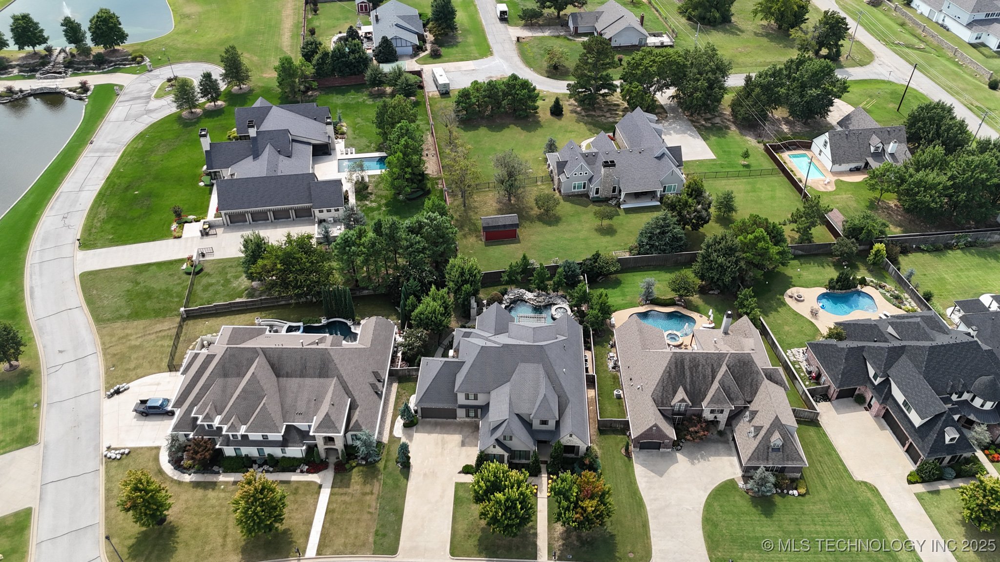 1116 W 108th Place S Property Photo 53