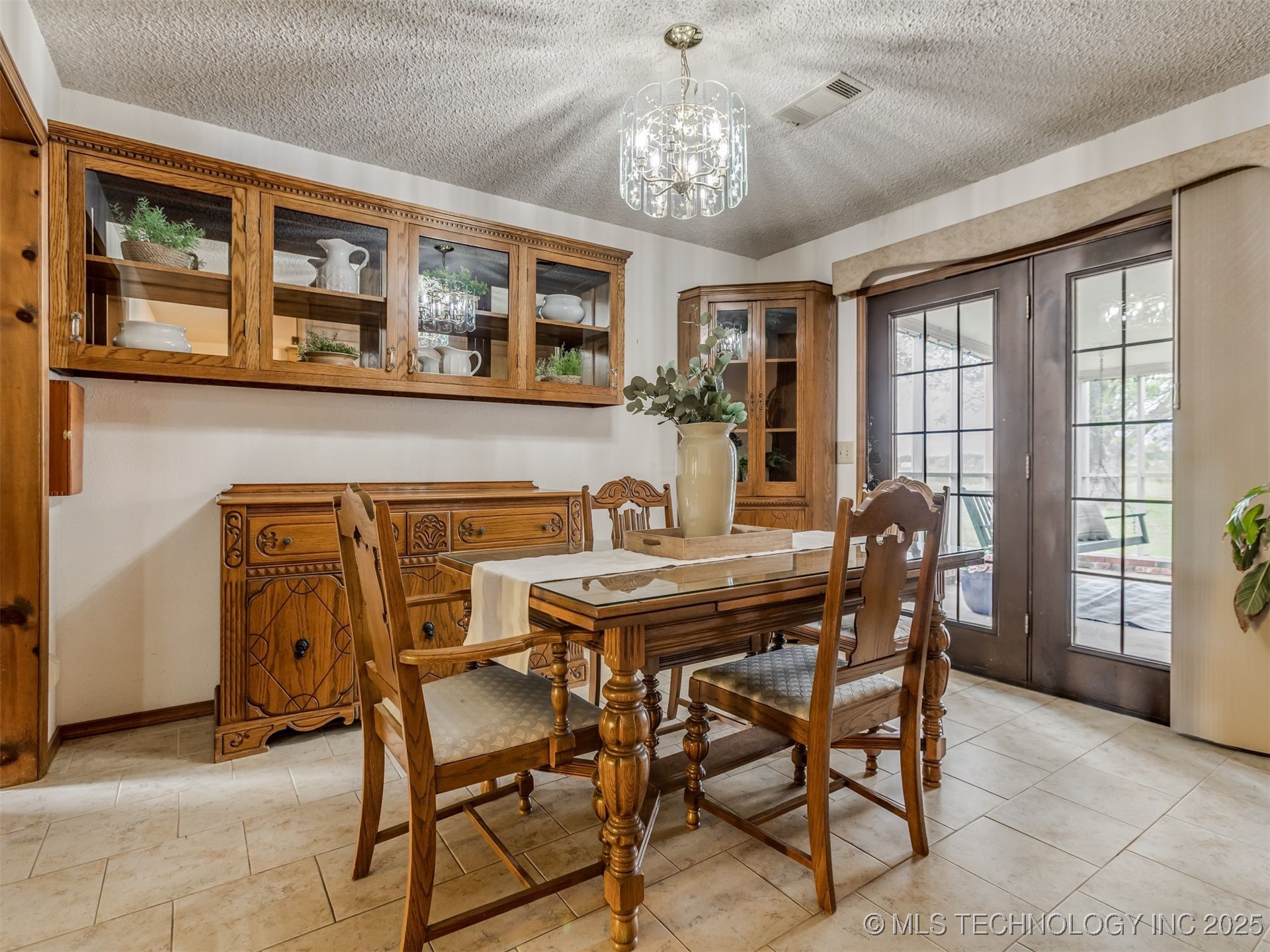 1051 N Caney Property Photo 13