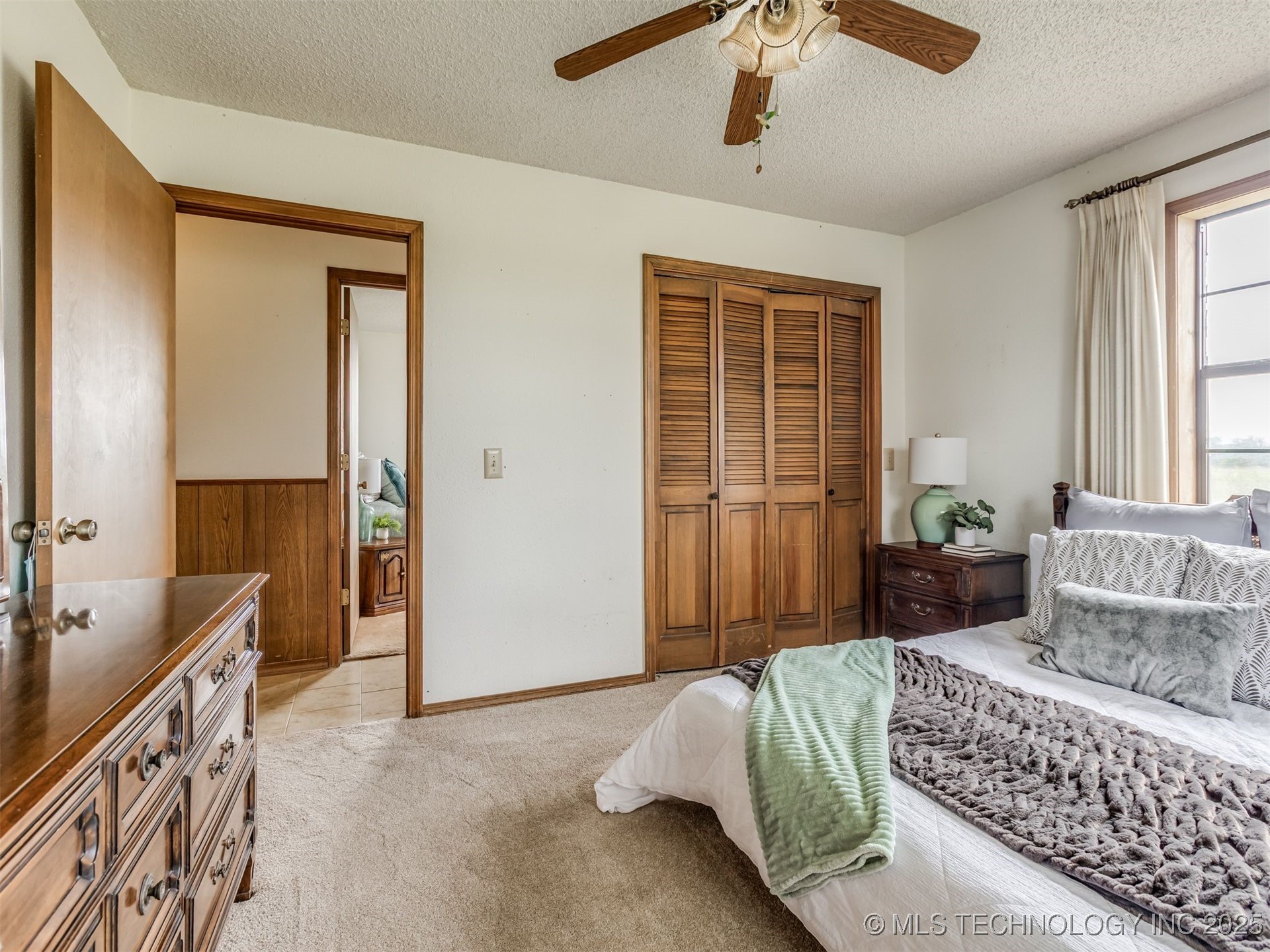 1051 N Caney Property Photo 17