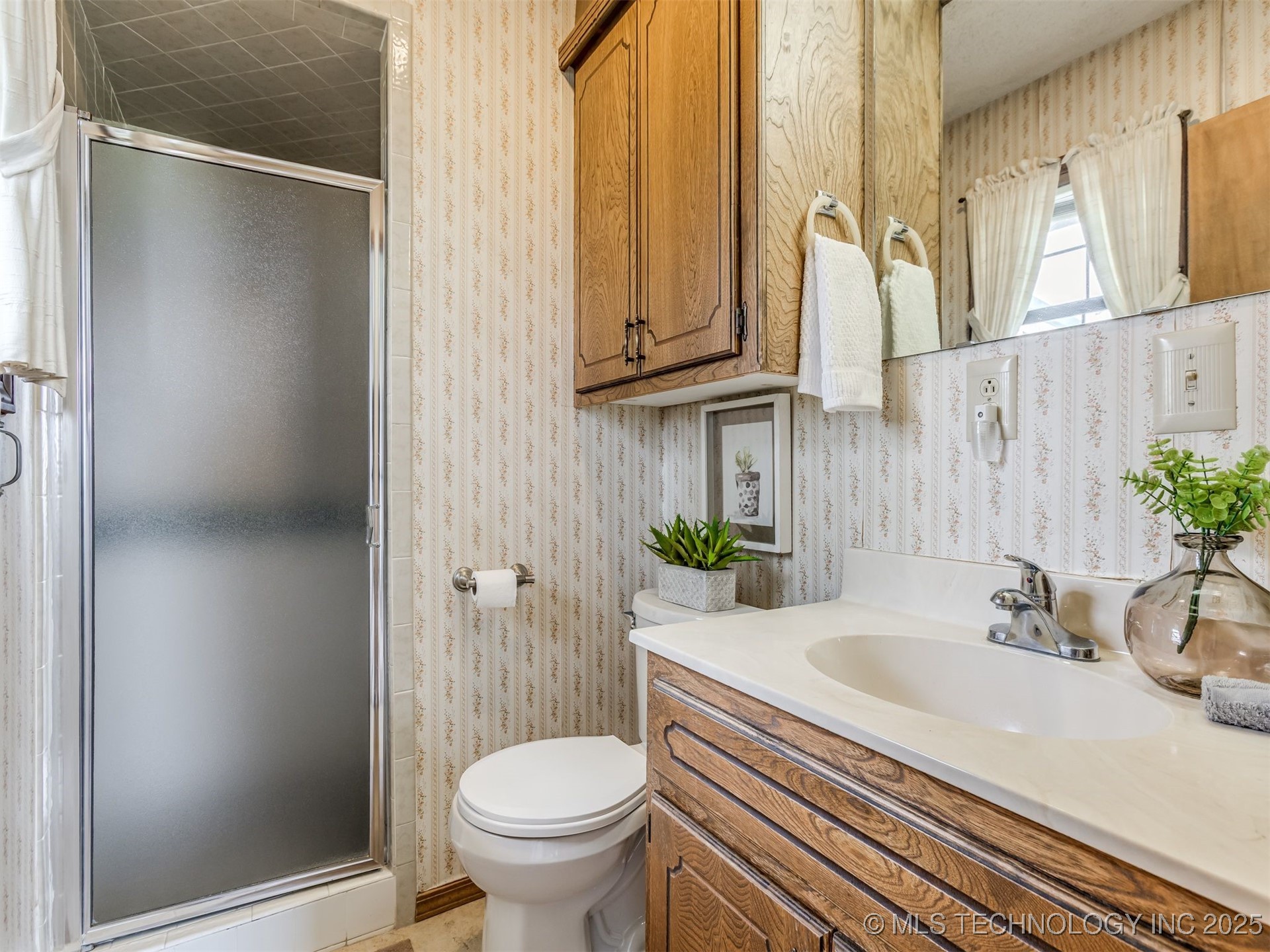 1051 N Caney Property Photo 20