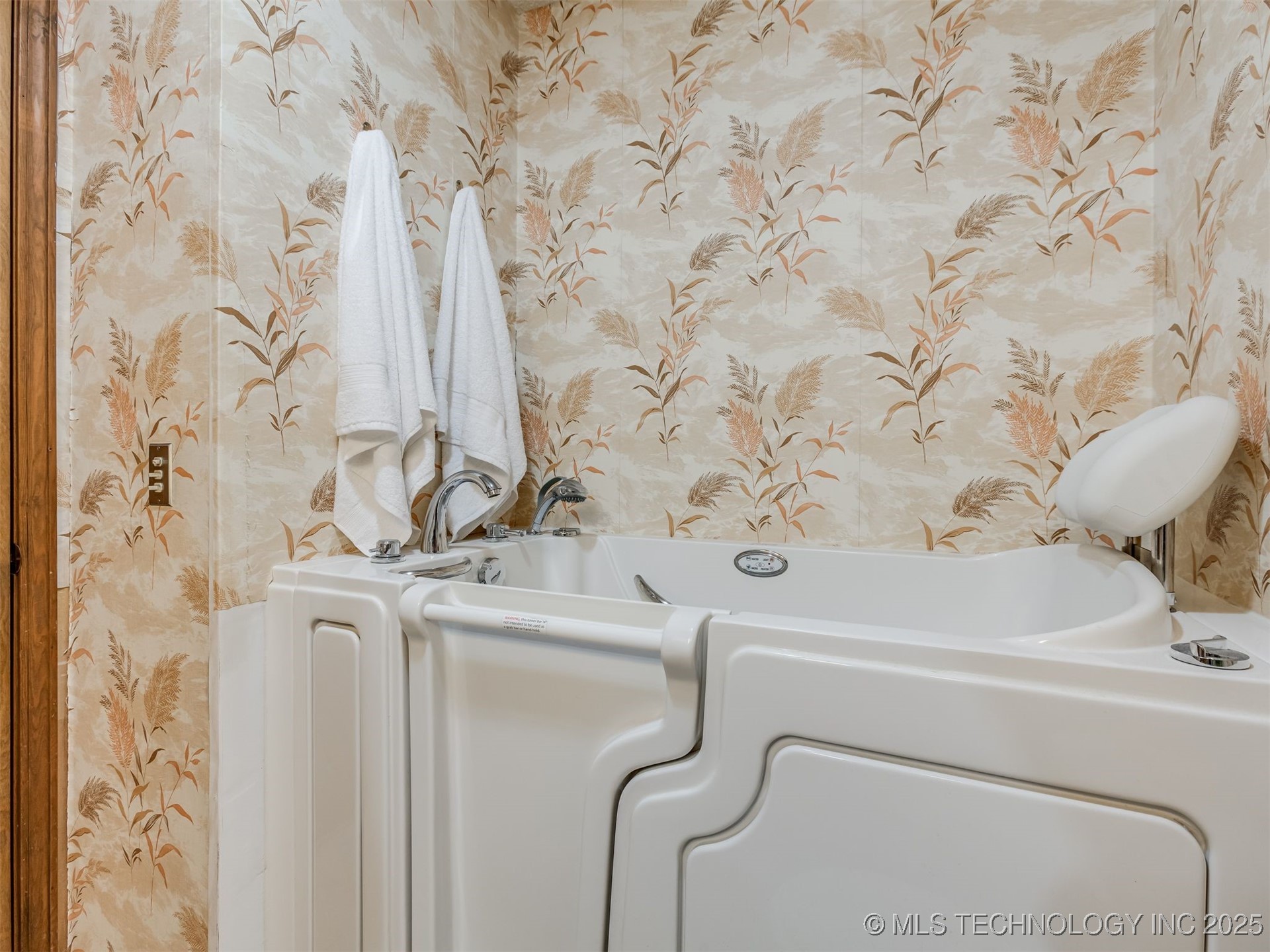 1051 N Caney Property Photo 25