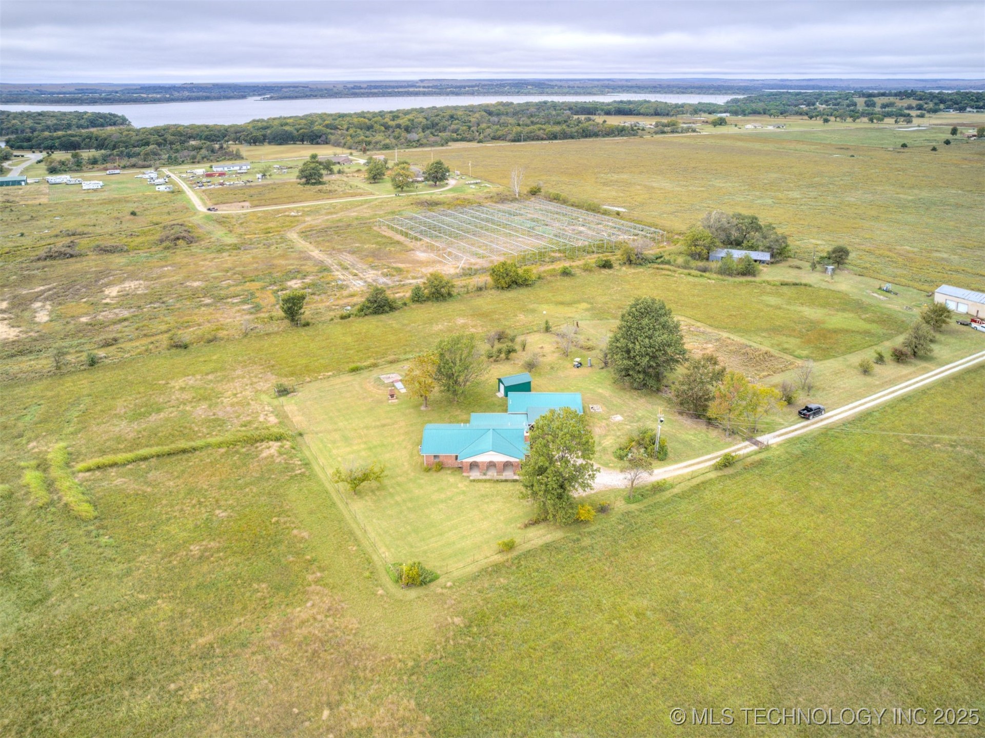 1051 N Caney Property Photo 35