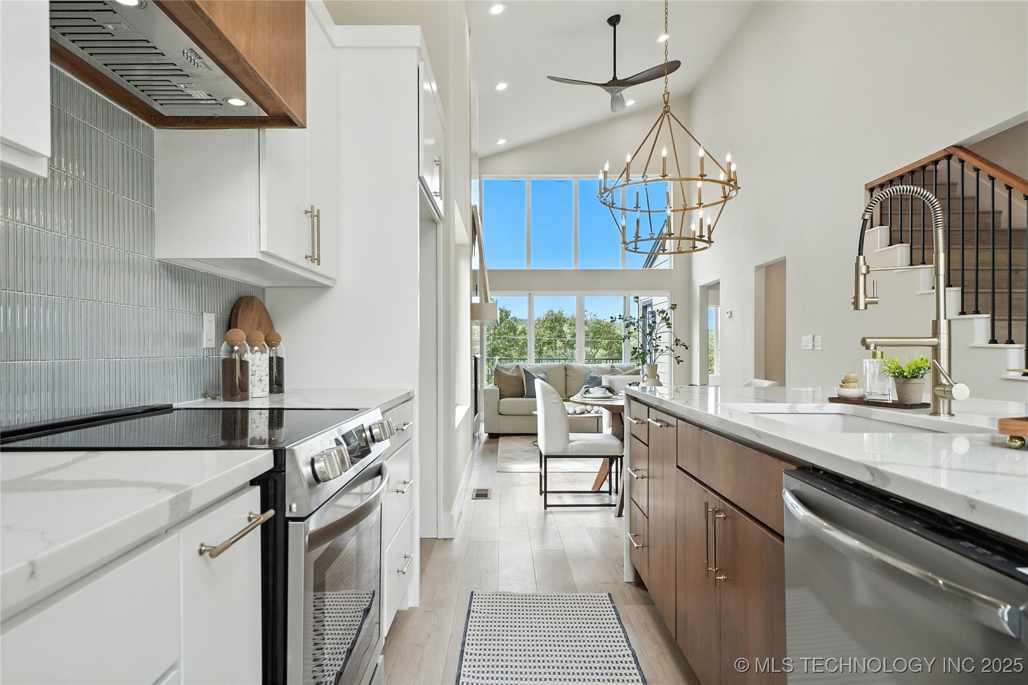 1146 Bayshore Drive Property Photo 13