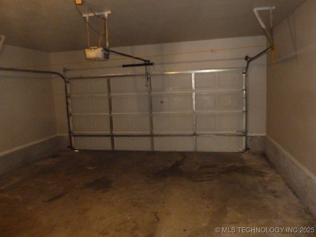 12272 S 268th East Avenue Property Photo 18