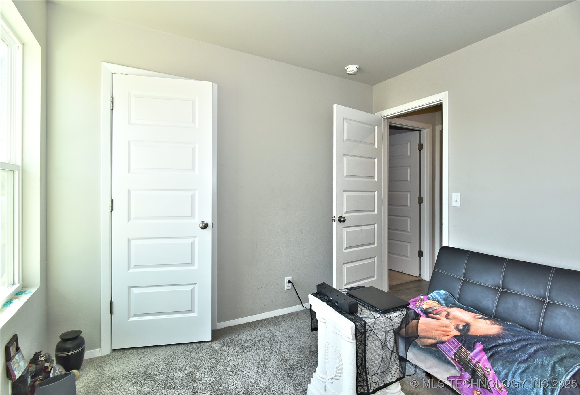 708 Redbud Avenue Property Photo 18