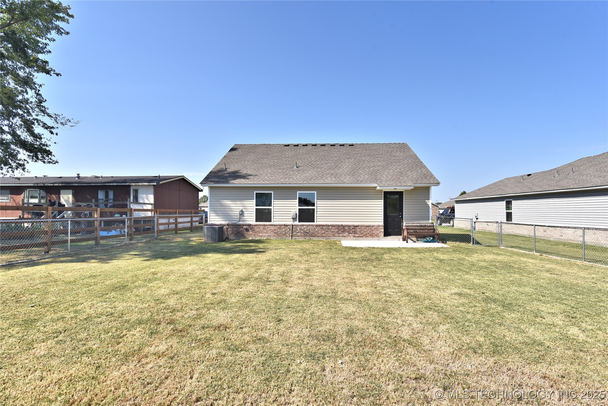 708 Redbud Avenue Property Photo 22