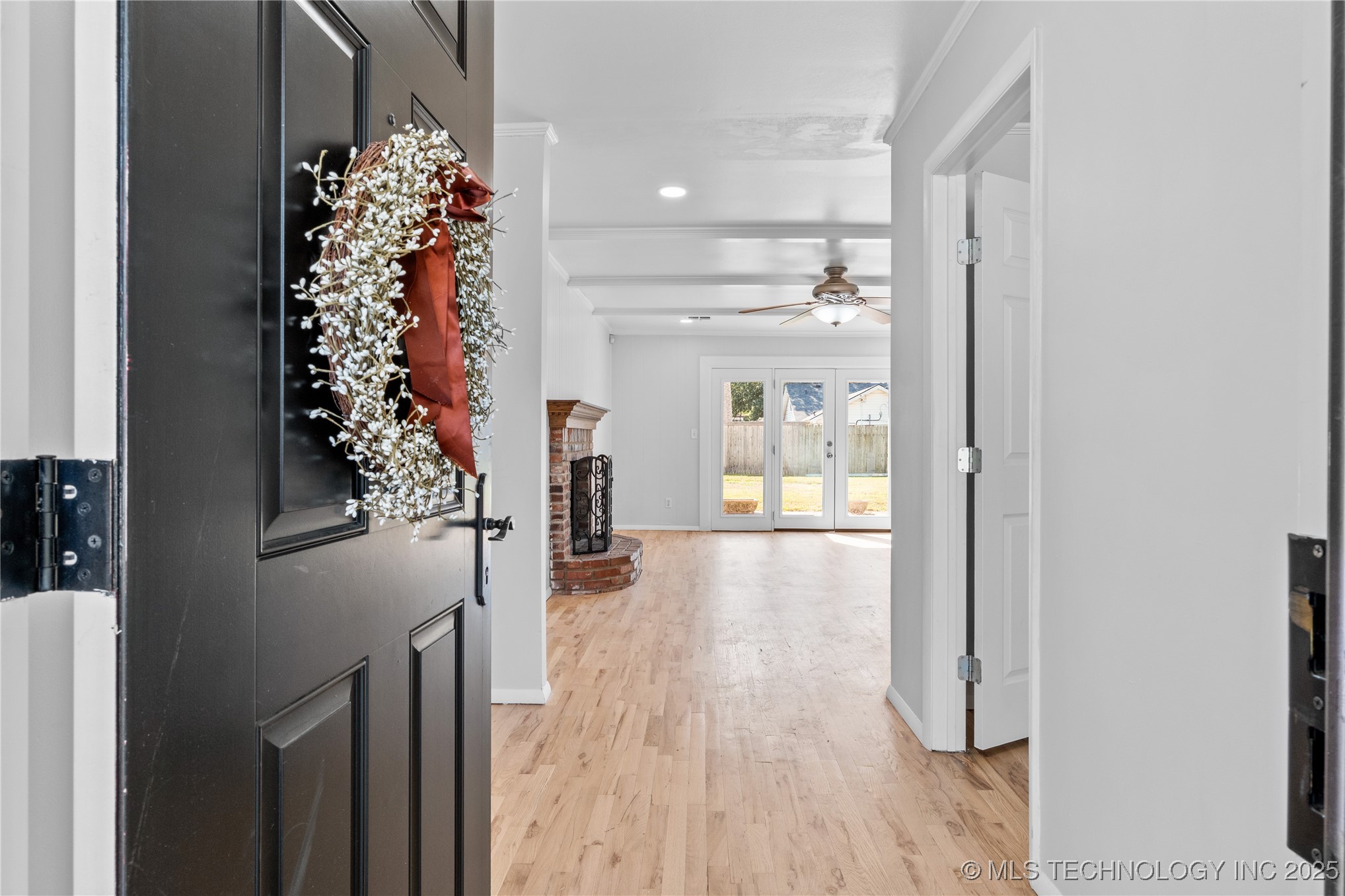 9126 E 38th Street Property Photo 5