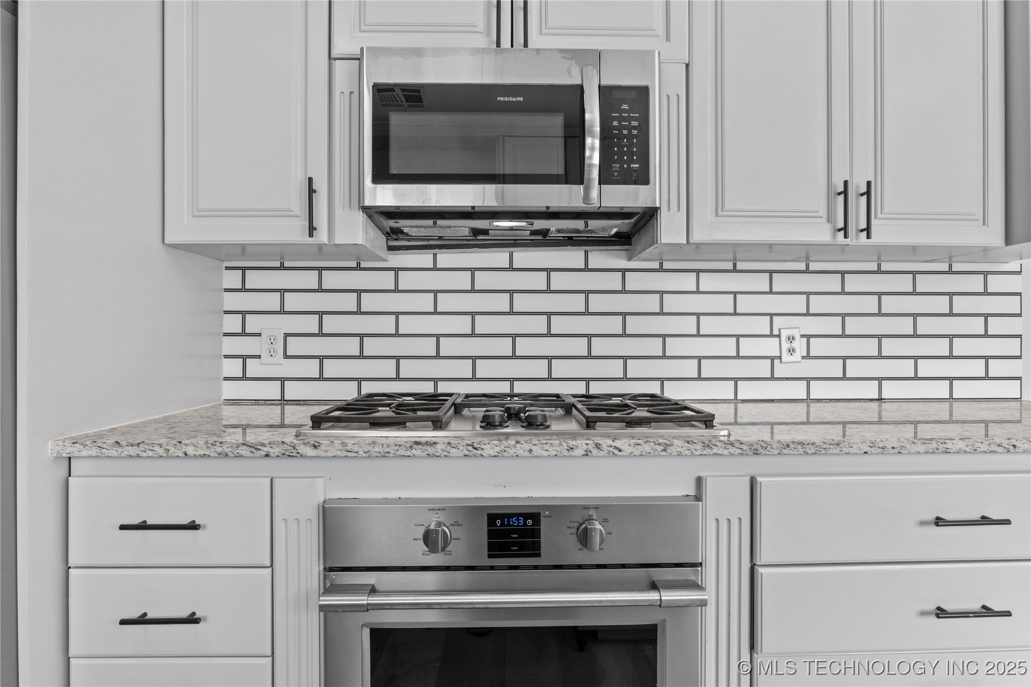 9126 E 38th Street Property Photo 12