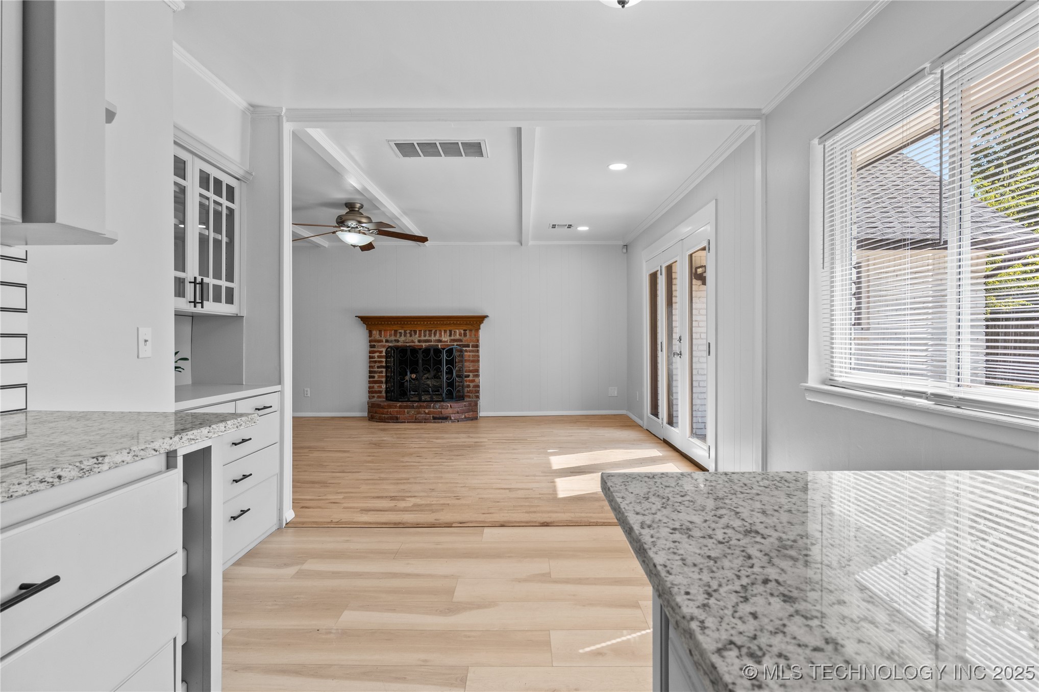 9126 E 38th Street Property Photo 19