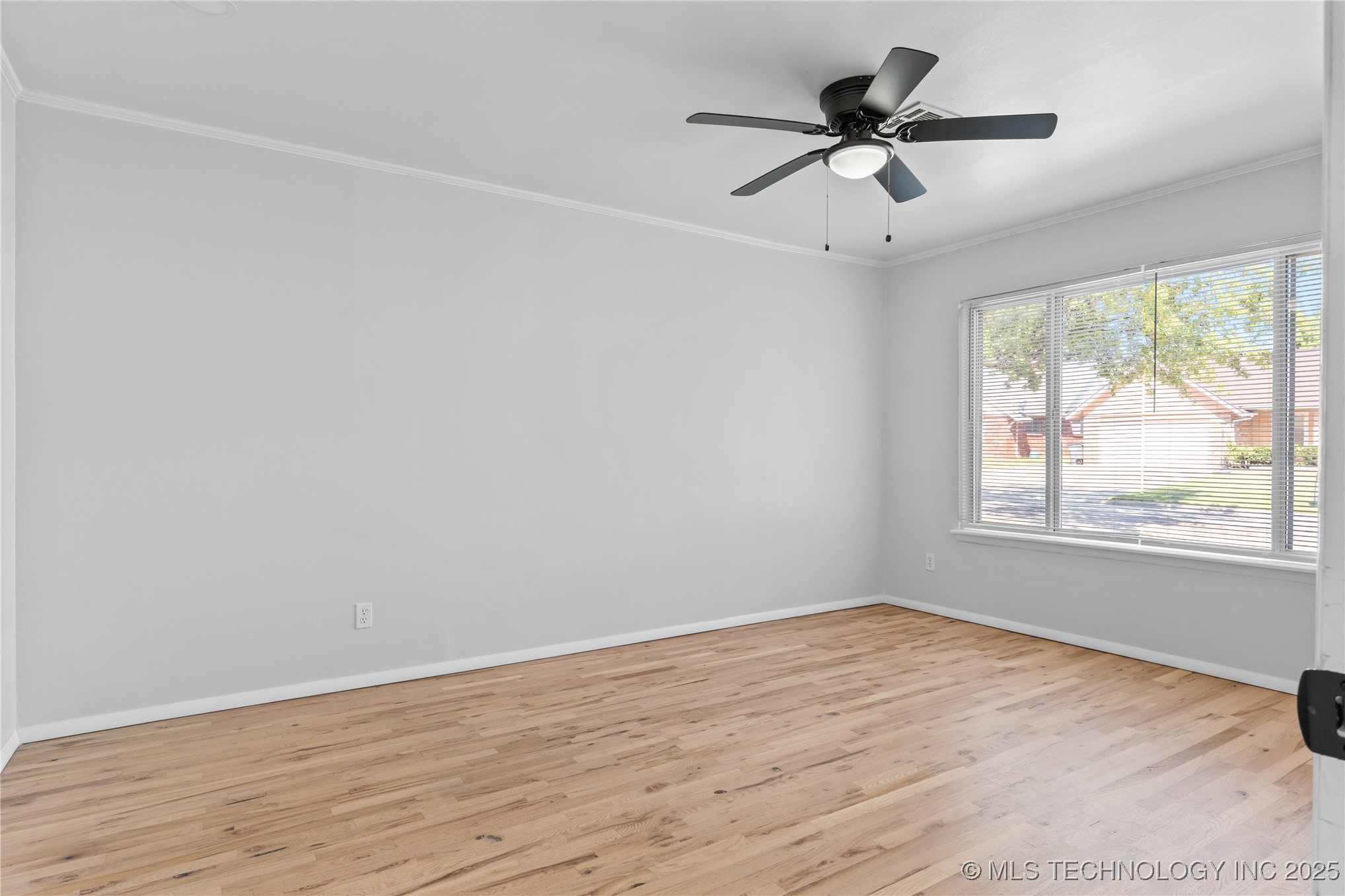 9126 E 38th Street Property Photo 24