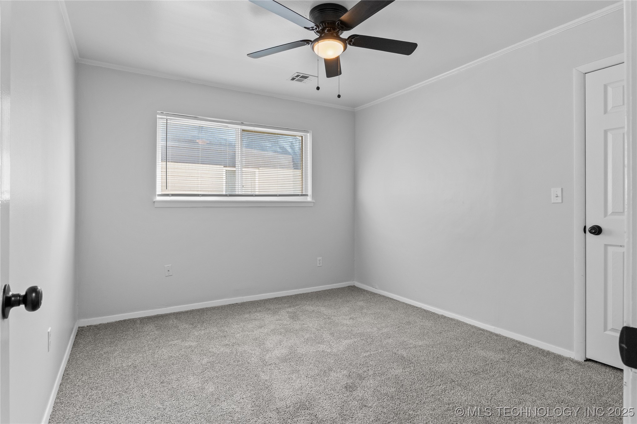 9126 E 38th Street Property Photo 29