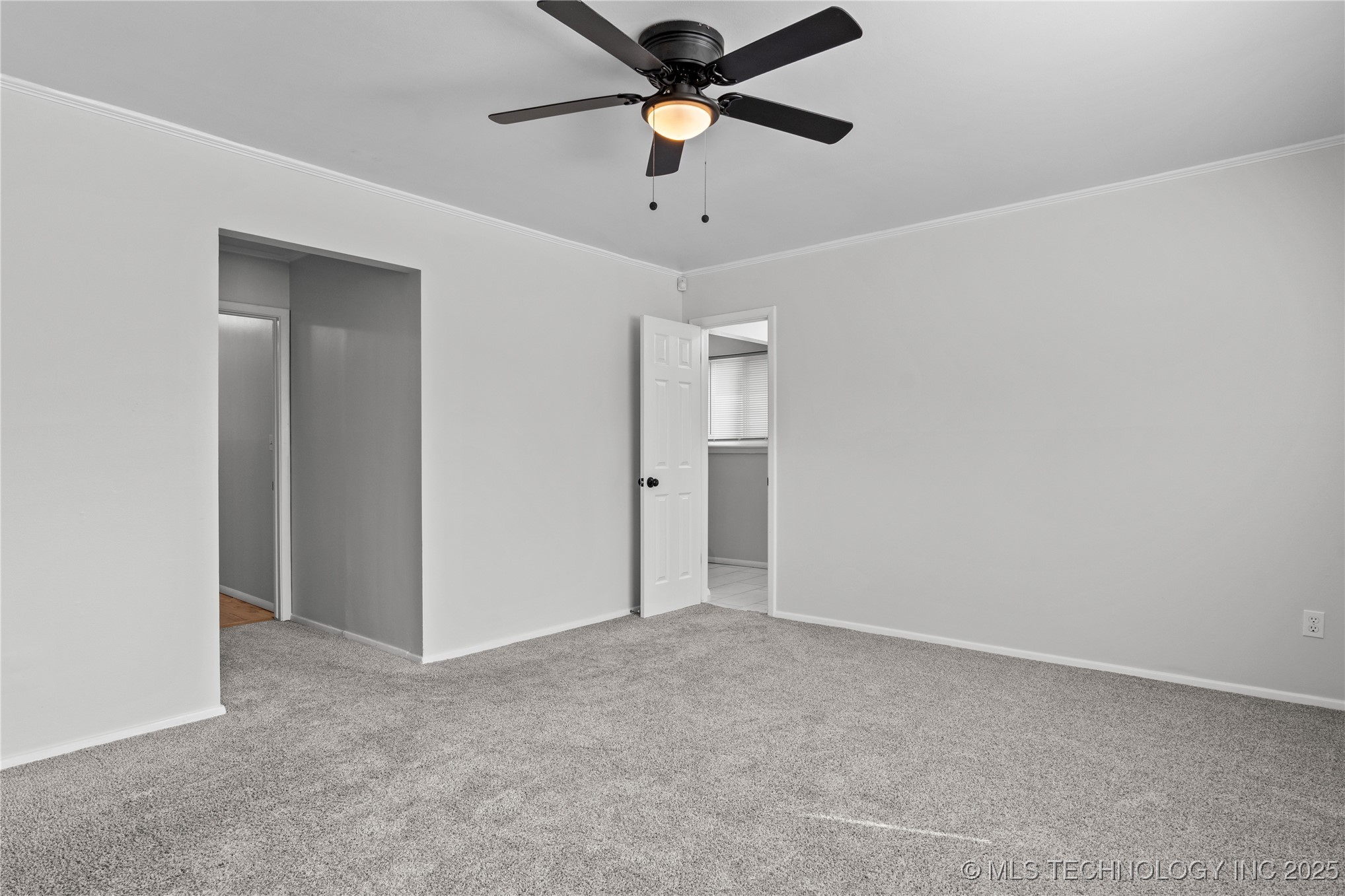 9126 E 38th Street Property Photo 32