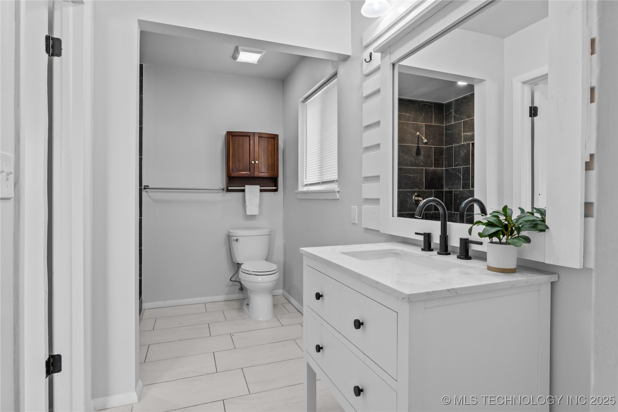 9126 E 38th Street Property Photo 35