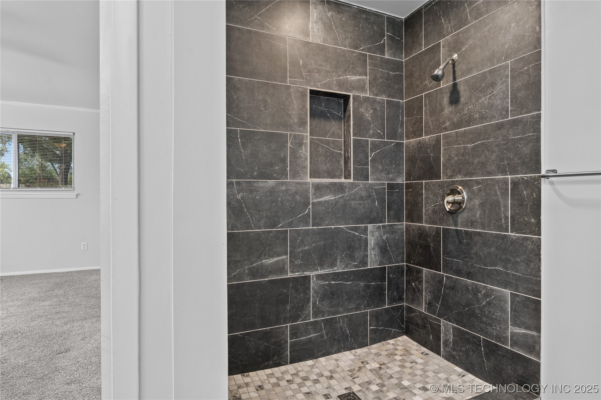 9126 E 38th Street Property Photo 36