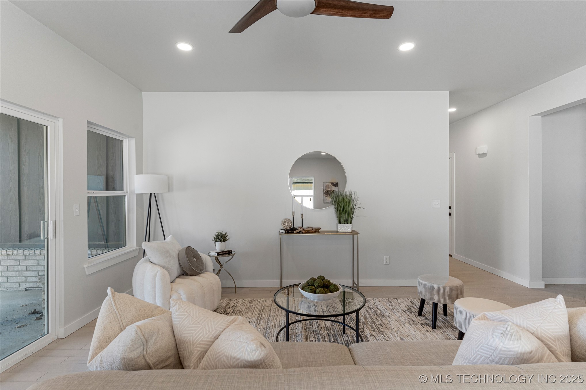 9545 S Cincinnati Street Property Photo 5