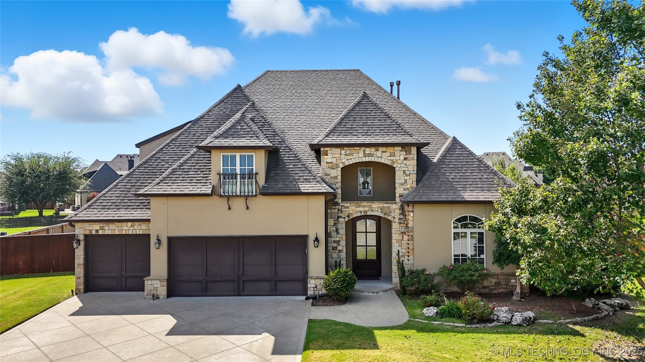 13230 S 66th Place Property Photo 1