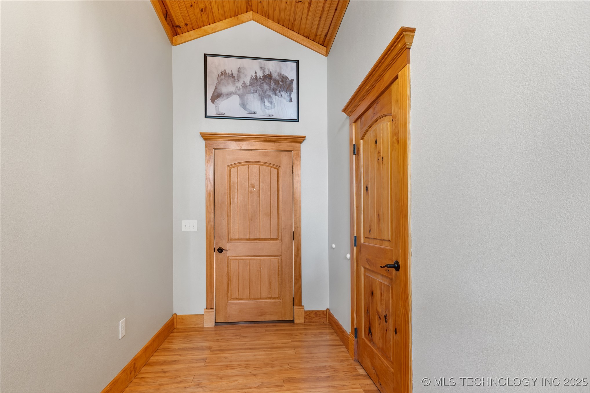 16762 E 380 Road Property Photo 4