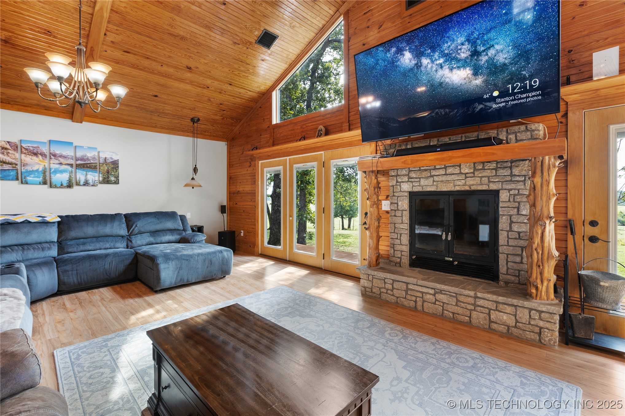 16762 E 380 Road Property Photo 5