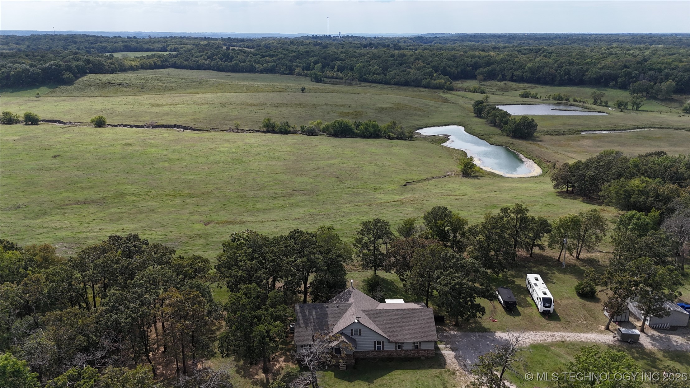 16762 E 380 Road Property Photo 27