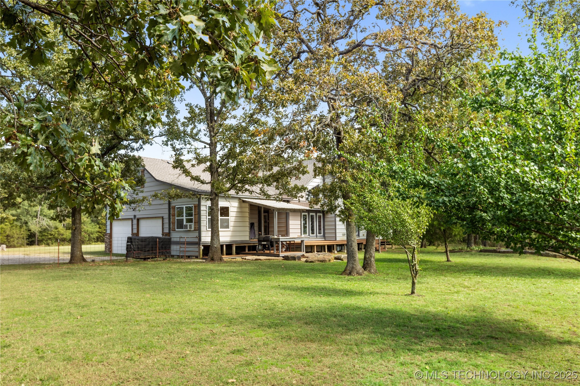 16762 E 380 Road Property Photo 32