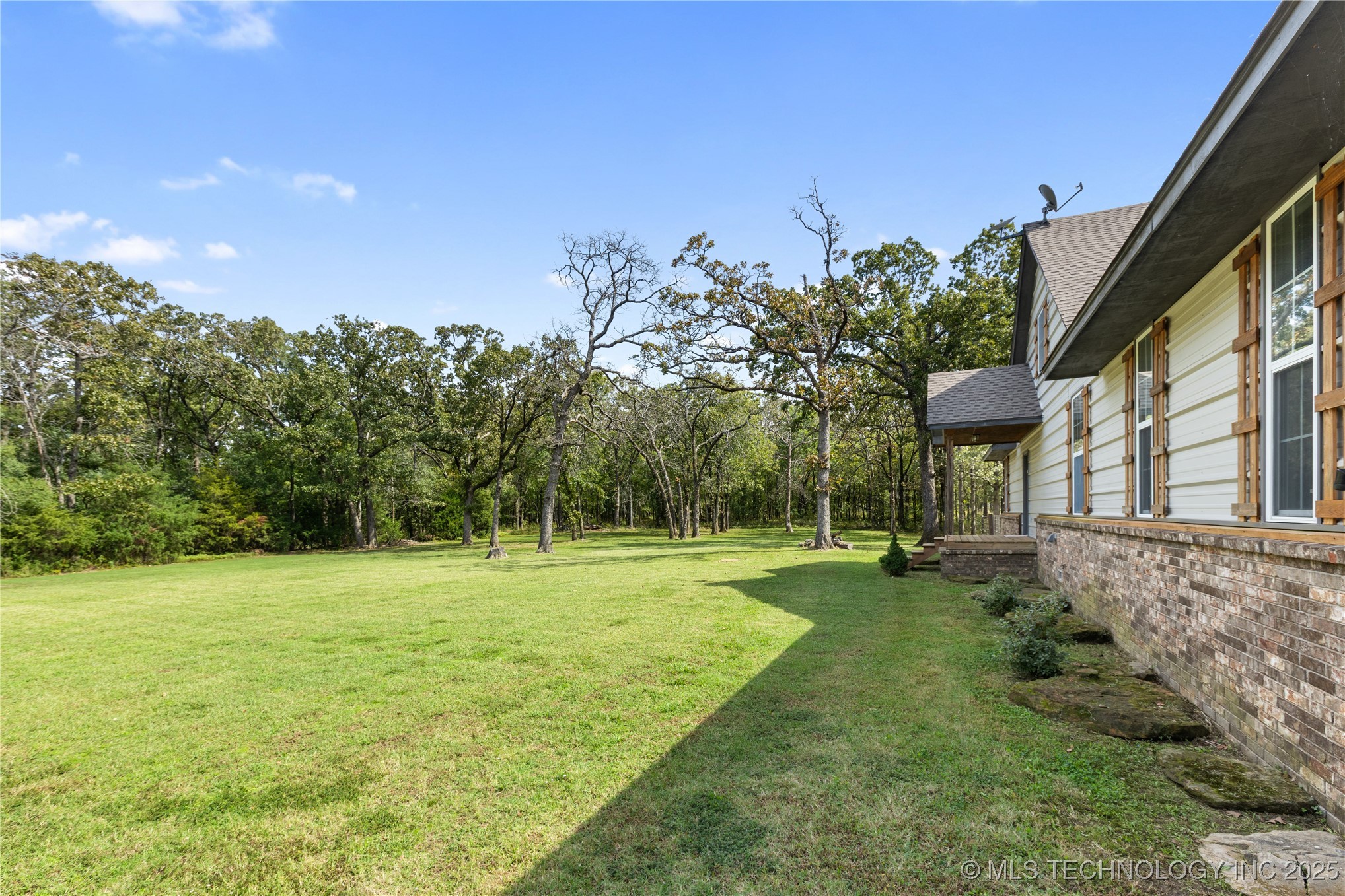 16762 E 380 Road Property Photo 33