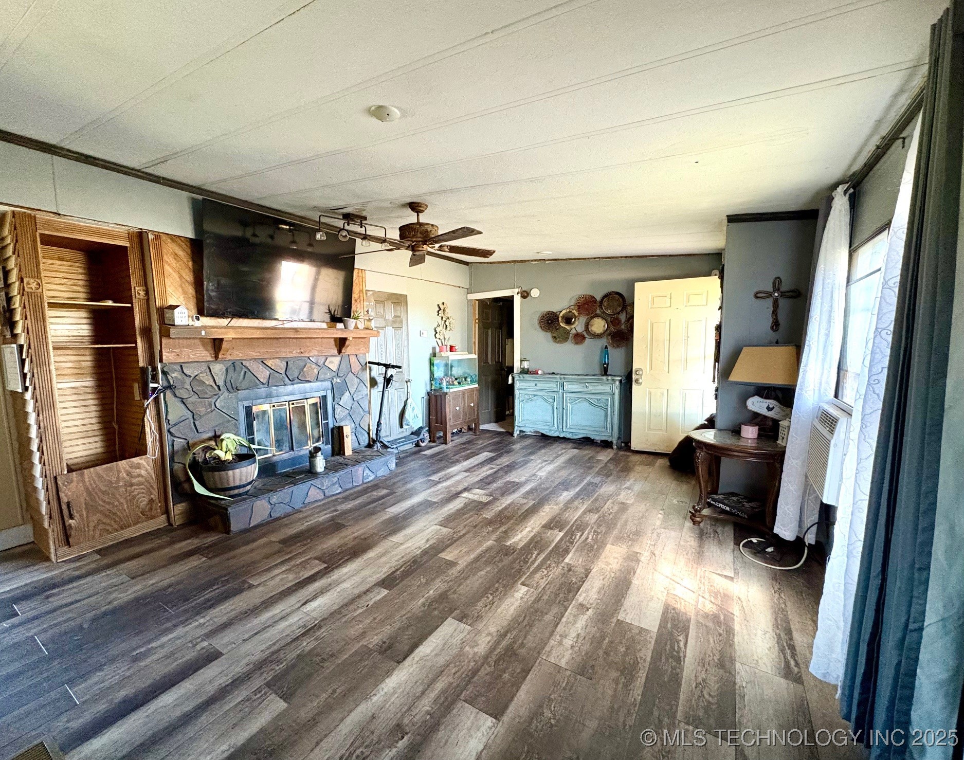 42311 E 201st Street S Property Photo 4