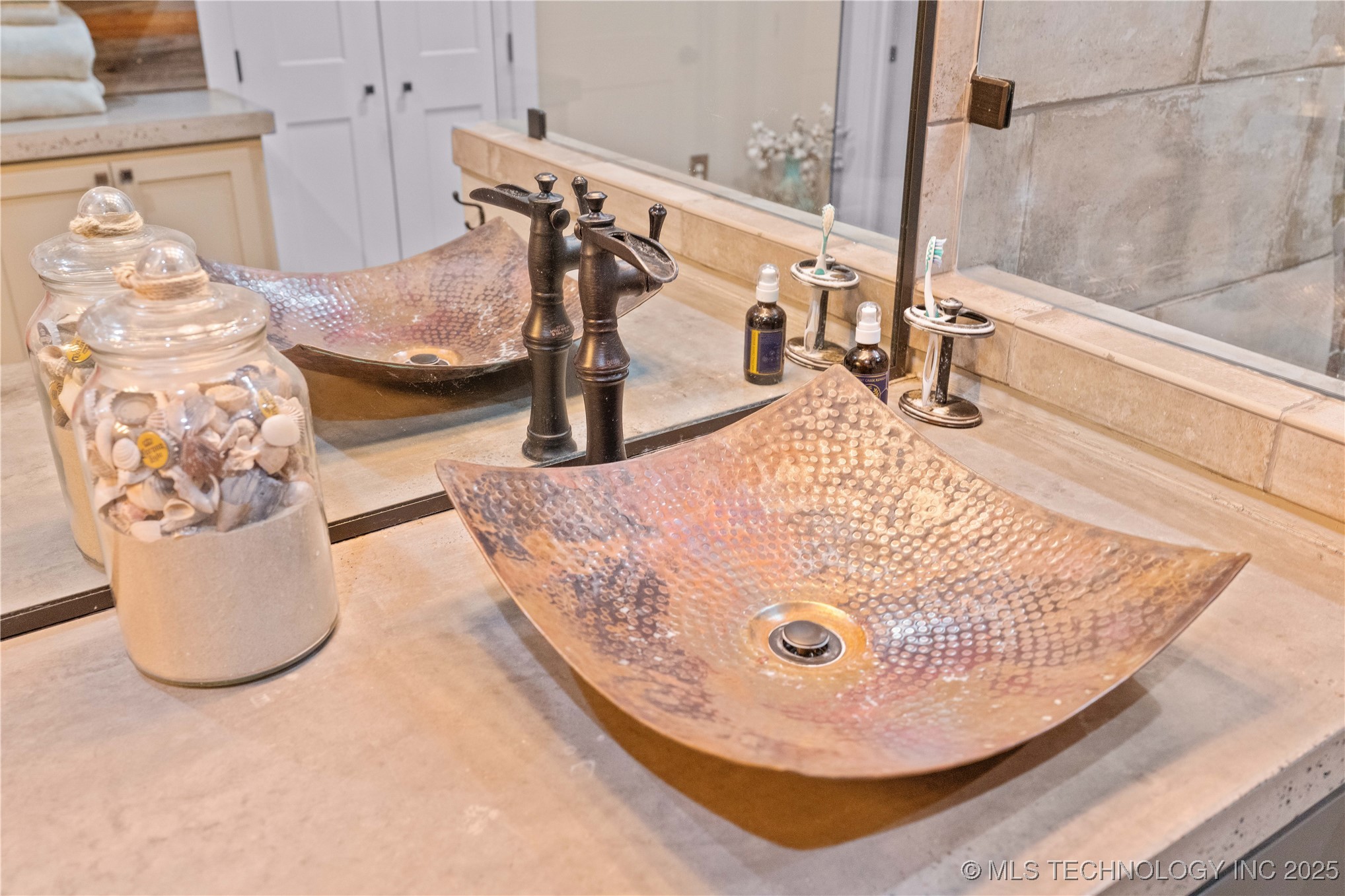 15630 S Bee Emet Road Property Photo 25