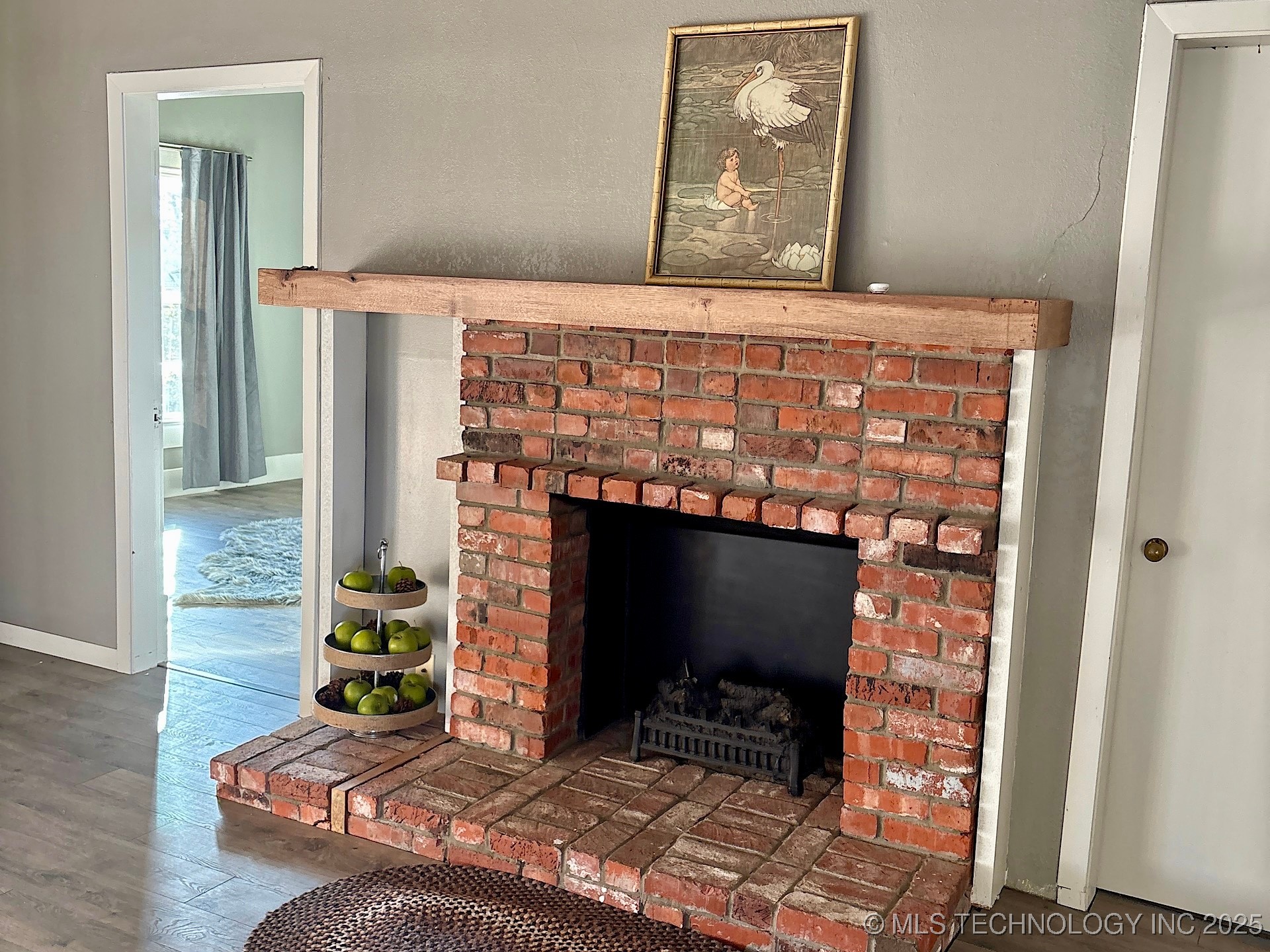 708 E Broadway Avenue Property Photo 9