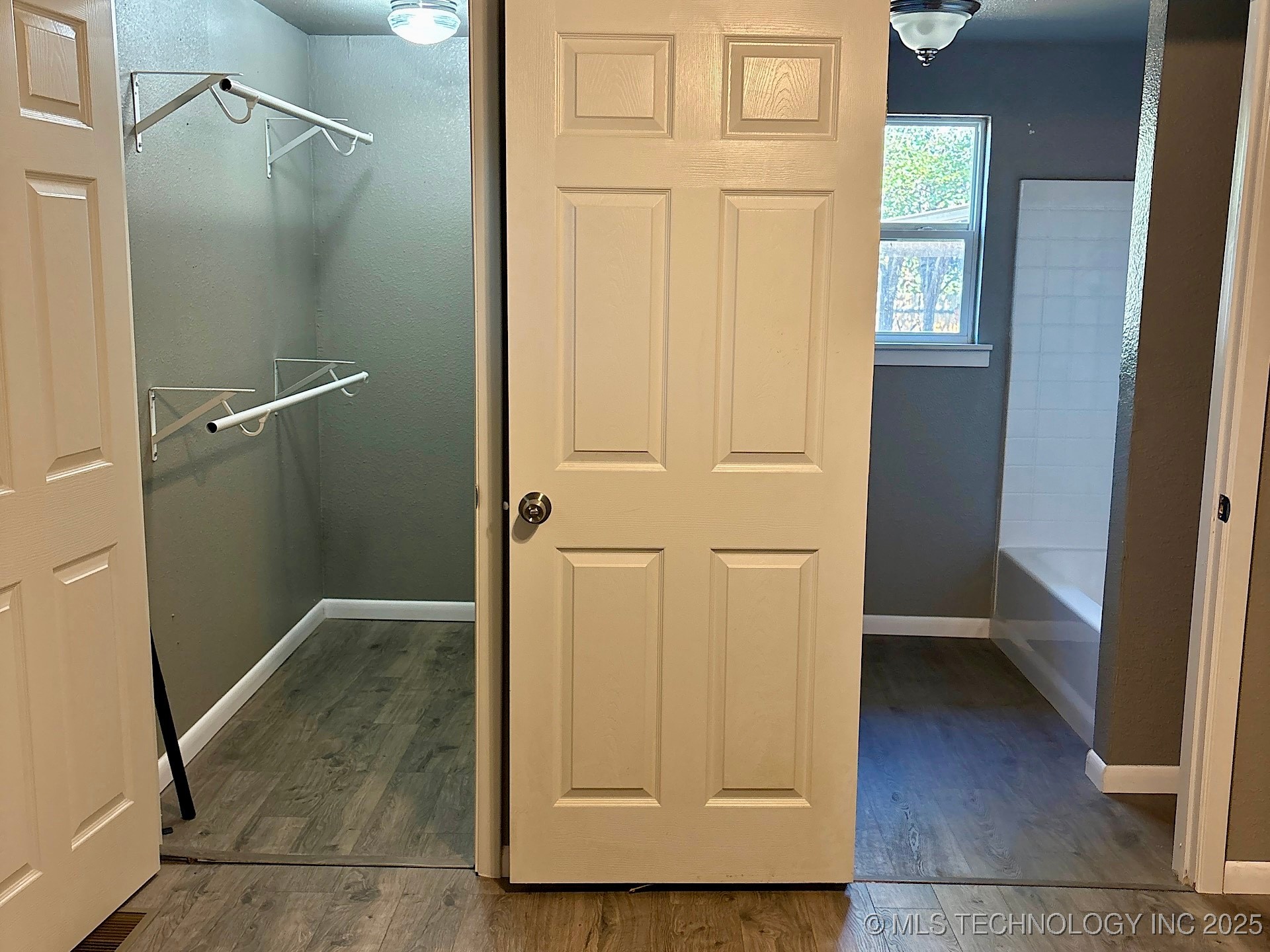 708 E Broadway Avenue Property Photo 44