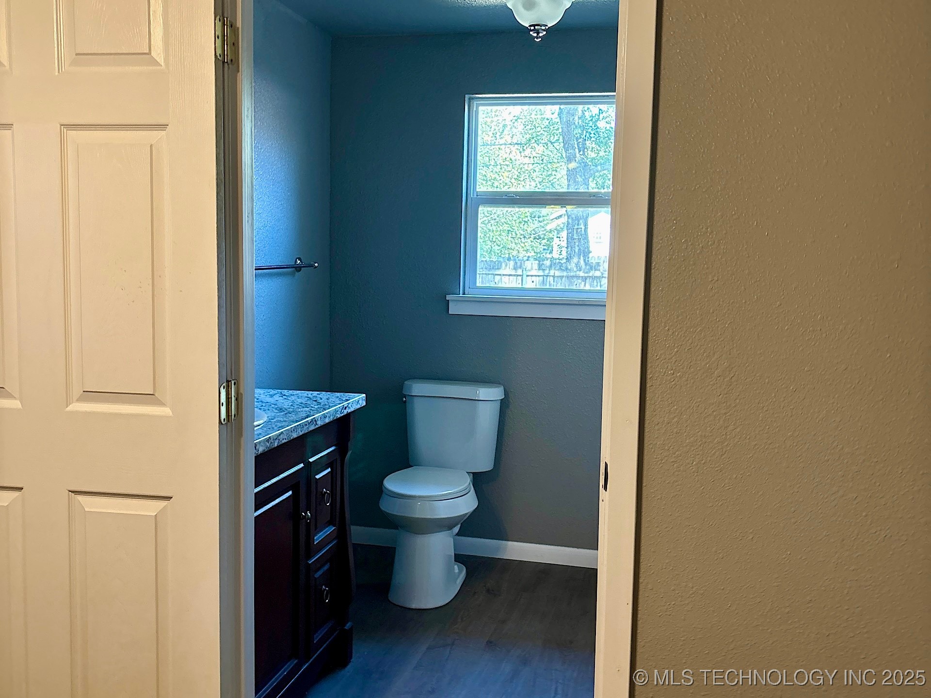 708 E Broadway Avenue Property Photo 49