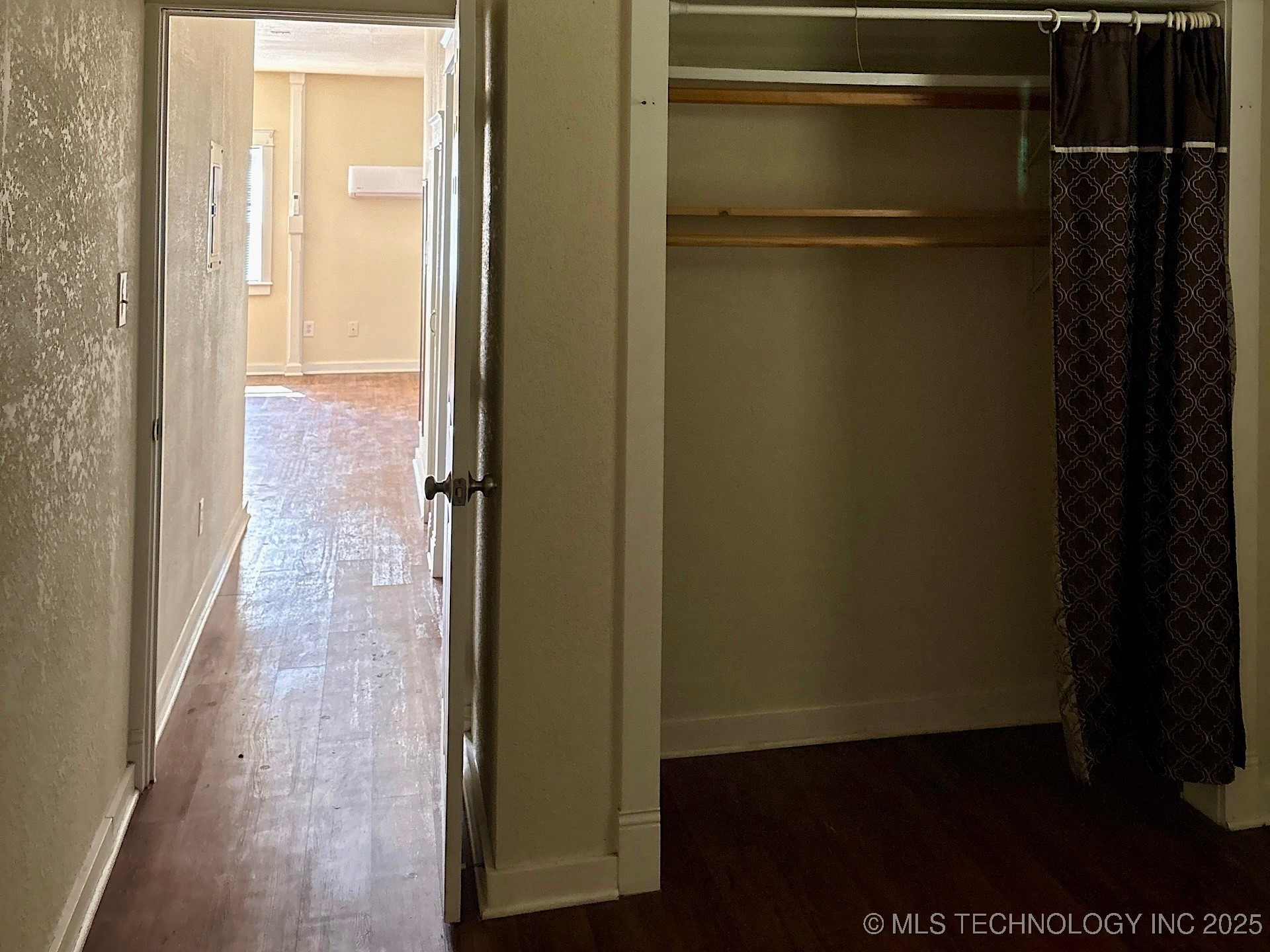 708 E Broadway Avenue Property Photo 61