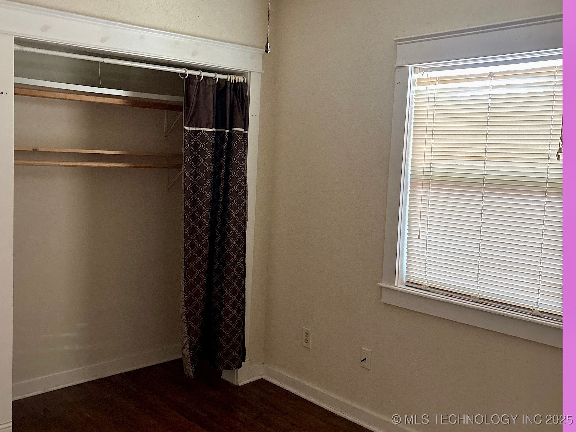 708 E Broadway Avenue Property Photo 62