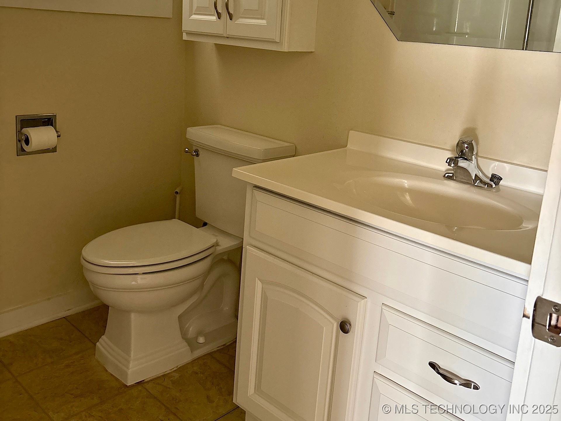 708 E Broadway Avenue Property Photo 66