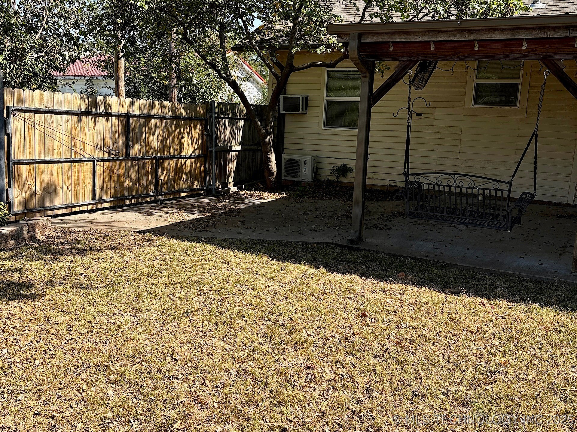 708 E Broadway Avenue Property Photo 79