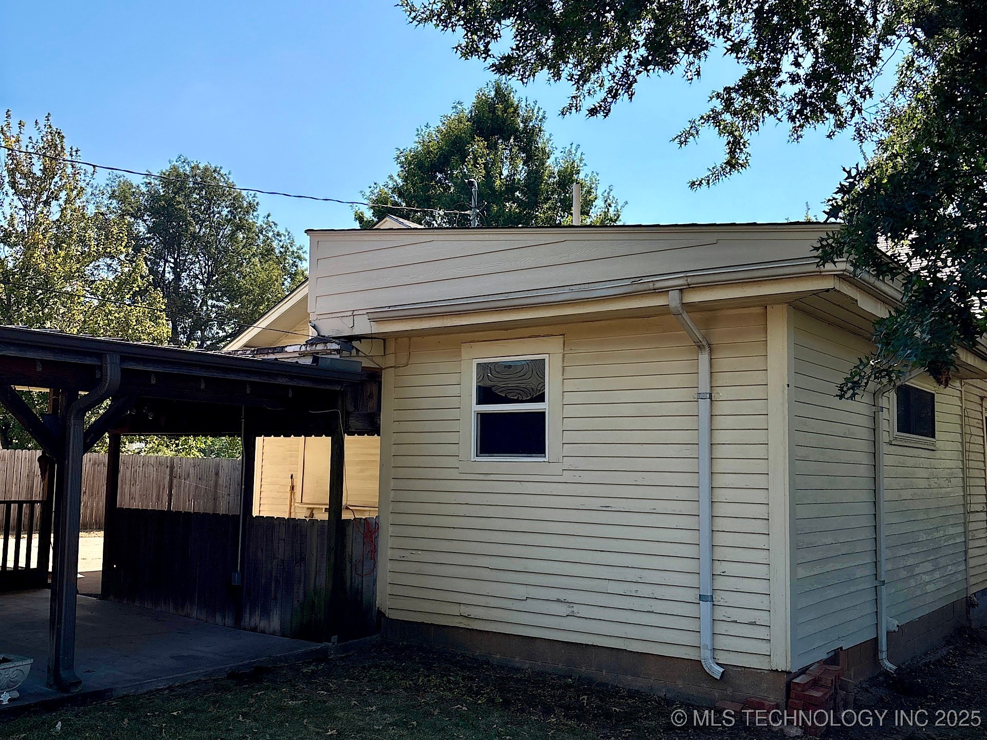 708 E Broadway Avenue Property Photo 80