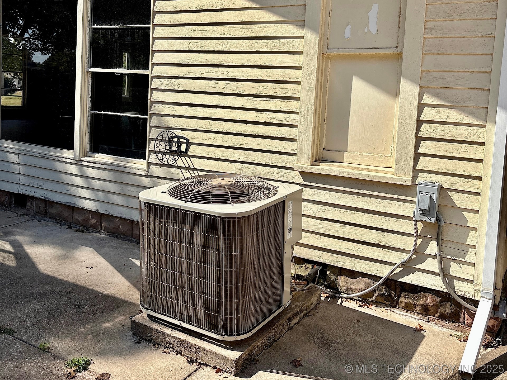 708 E Broadway Avenue Property Photo 84