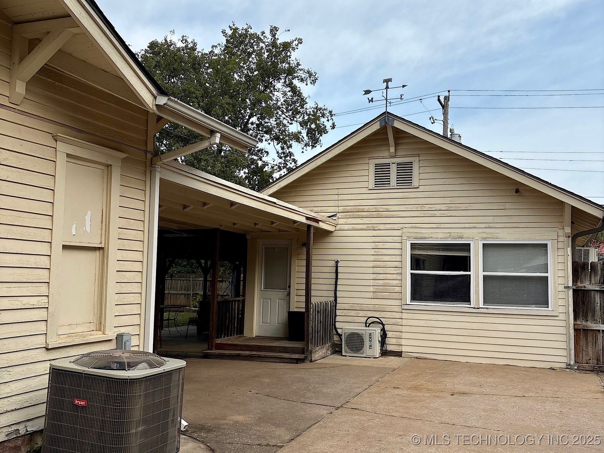 708 E Broadway Avenue Property Photo 85