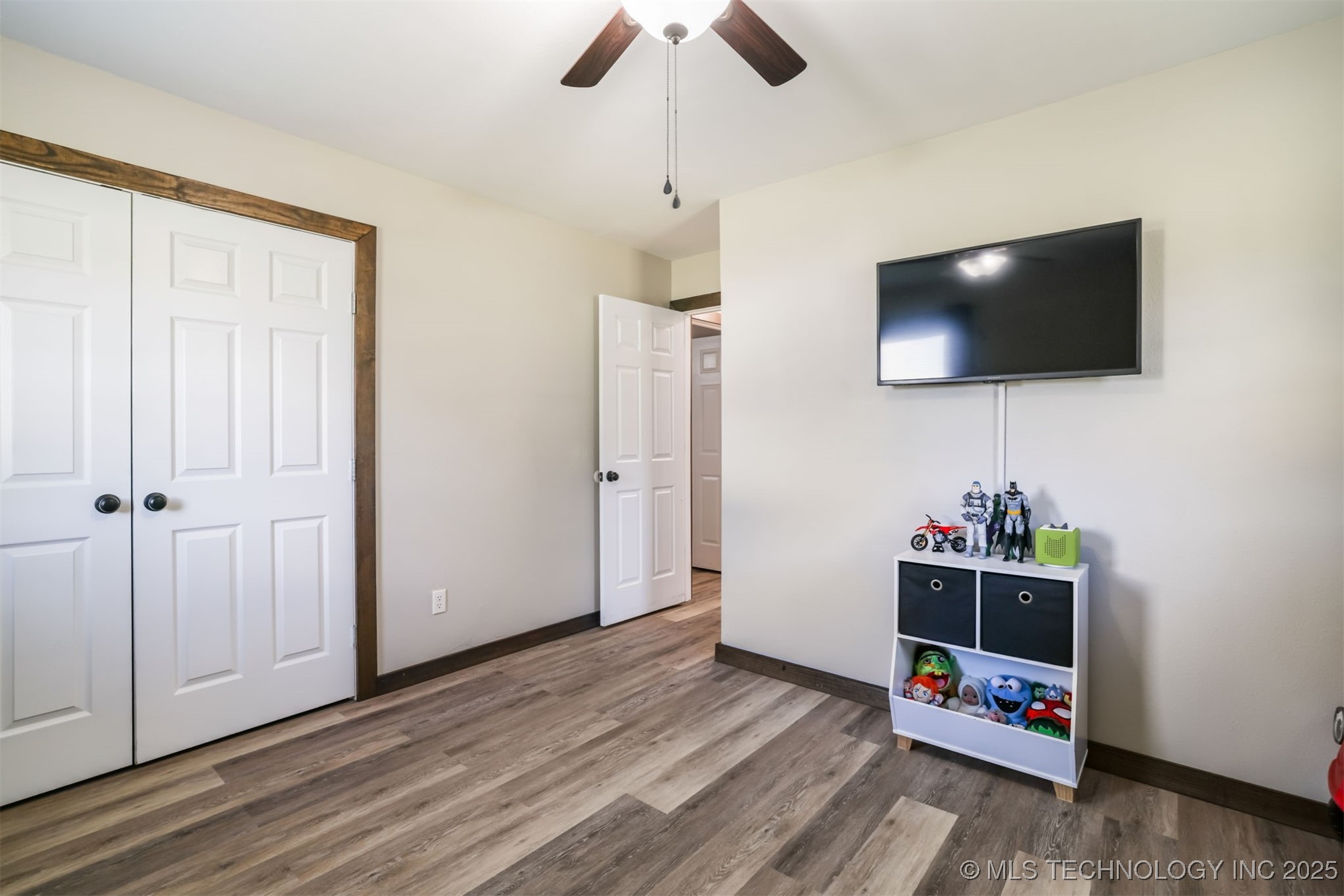 418 Hilltop Hollow Property Photo 24