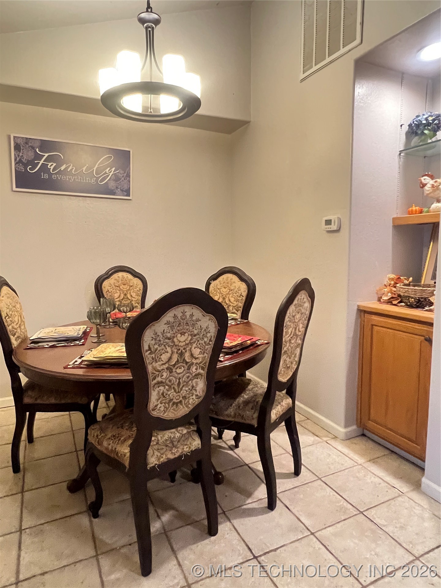 24273 Highway 2 Property Photo 17