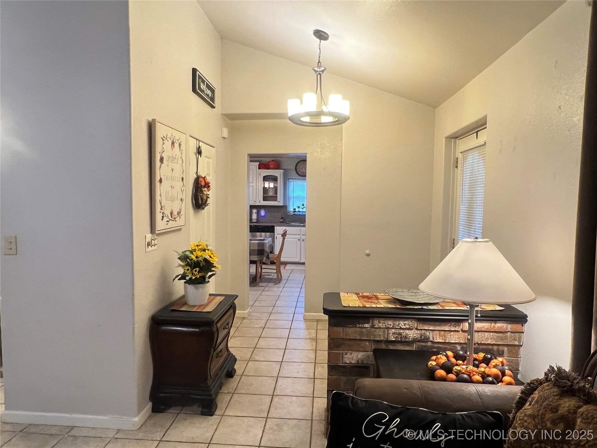 24273 Highway 2 Property Photo 24